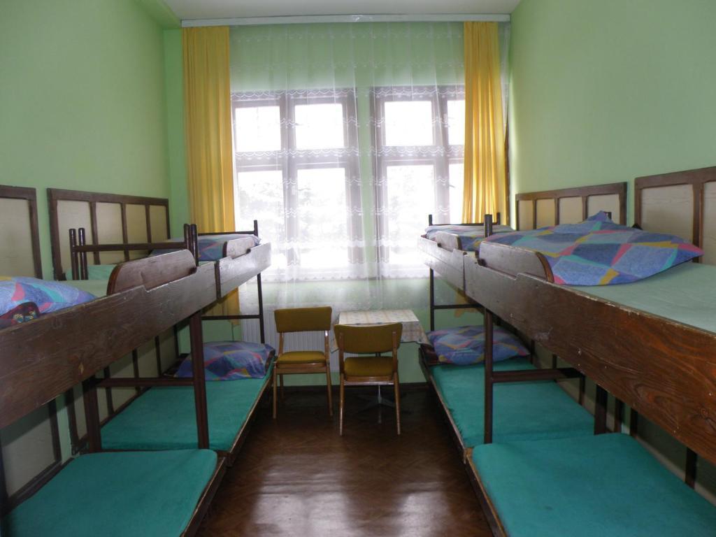 Hostel Szkolne Schronisko Młodzieżowe Złoty Widok Piechowice Pokój zdjęcie