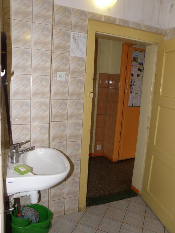 Hostel Szkolne Schronisko Młodzieżowe Złoty Widok Piechowice Zewnętrze zdjęcie